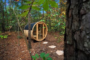Property grounds - Secluded A Frame Retreat,hot tub,sauna (Wright City)