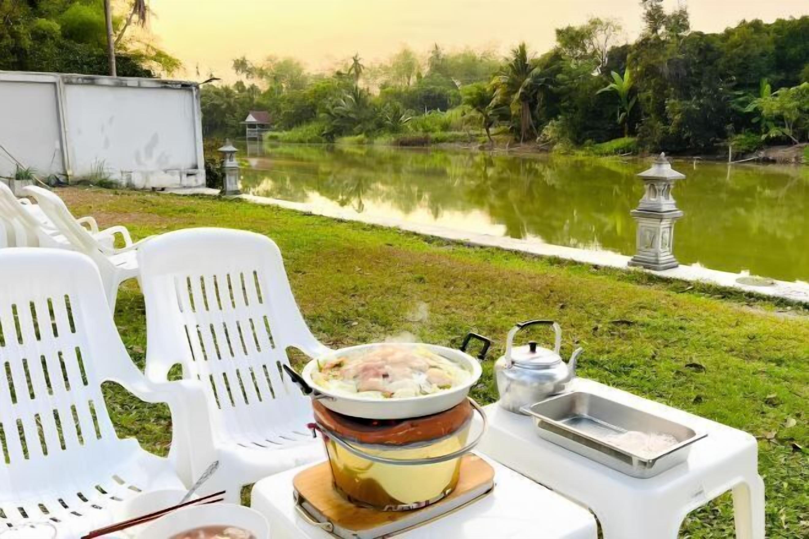 الإطلالة من المنشأة