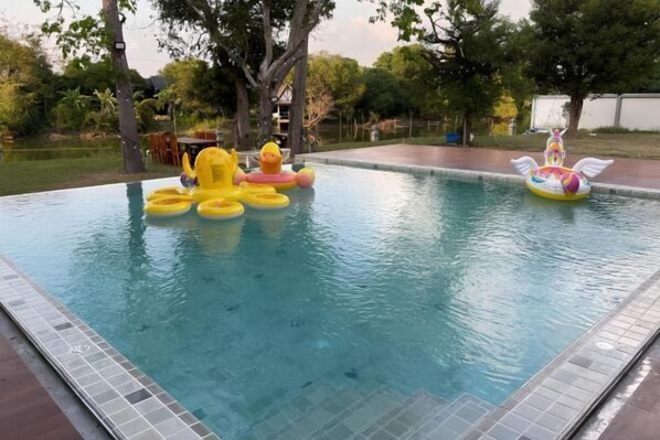 Outdoor pool - 7Zee View (Nakhon Nayok)