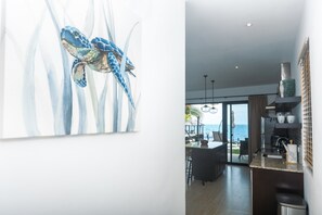 Interior - Seahorse #1, beachfront gem in West End (Roatan)