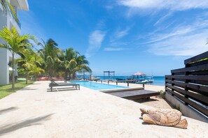 Pool - Seahorse #1, beachfront gem in West End (Roatan)