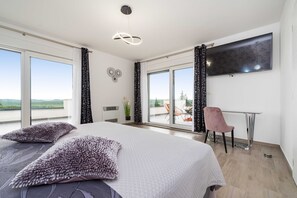 Villa - Luxury Villa With Pool and Jacuzzi (Stankovci)