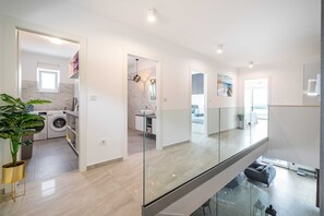 Villa | Interior - Luxury Villa With Pool and Jacuzzi (Stankovci)