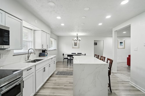 Charming 3-Bedroom House : Near WSU/UD/WPAFB