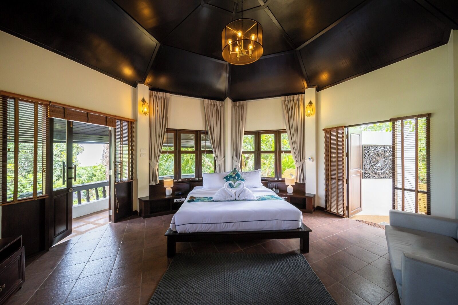 豪華平房, 露台, 部分海景 | 高級寢具、房內夾萬、書桌、手提電腦工作空間