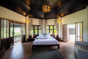 Premium bedding, in-room safe, desk, laptop workspace - Chaweng Bay View Resort by Smith & Appy (Koh Samui)