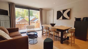 Apartment | Living area