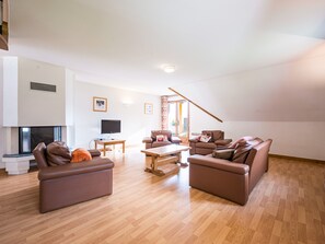 Apartment | Living room