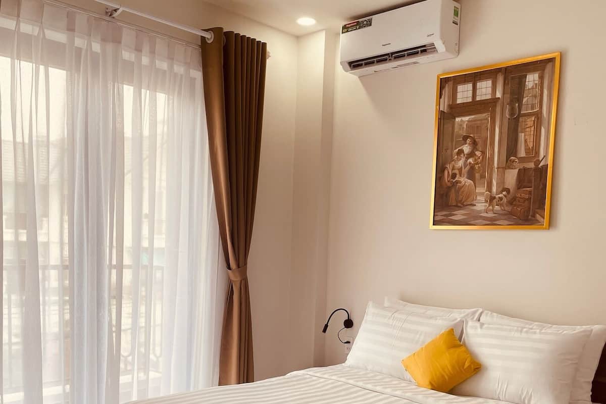 Estudio ejecutivo | Minibar, insonorización, tabla de planchar con plancha y wifi gratis