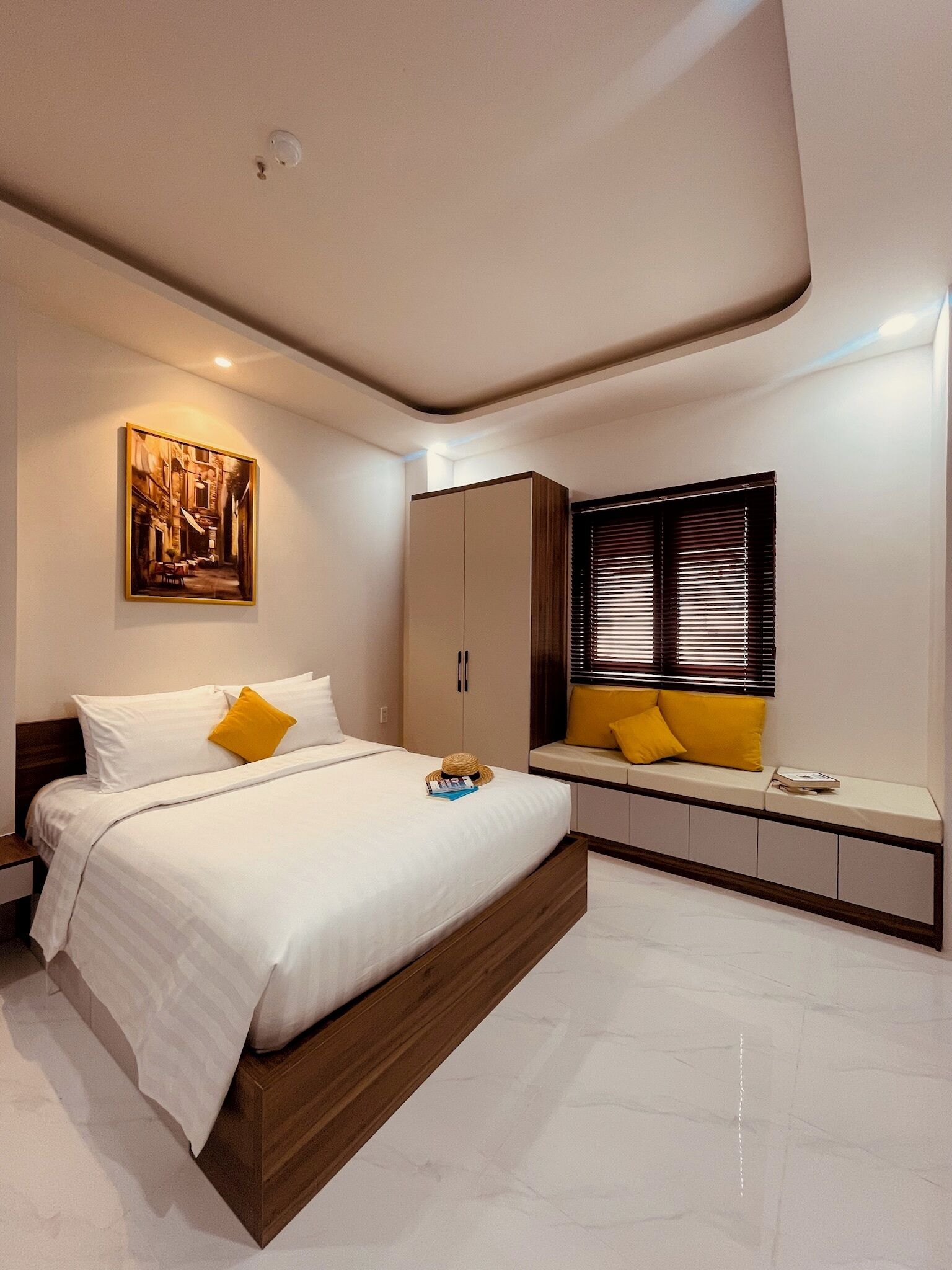 Standard Studio | Minibar, soundproofing, iron/ironing board, free WiFi