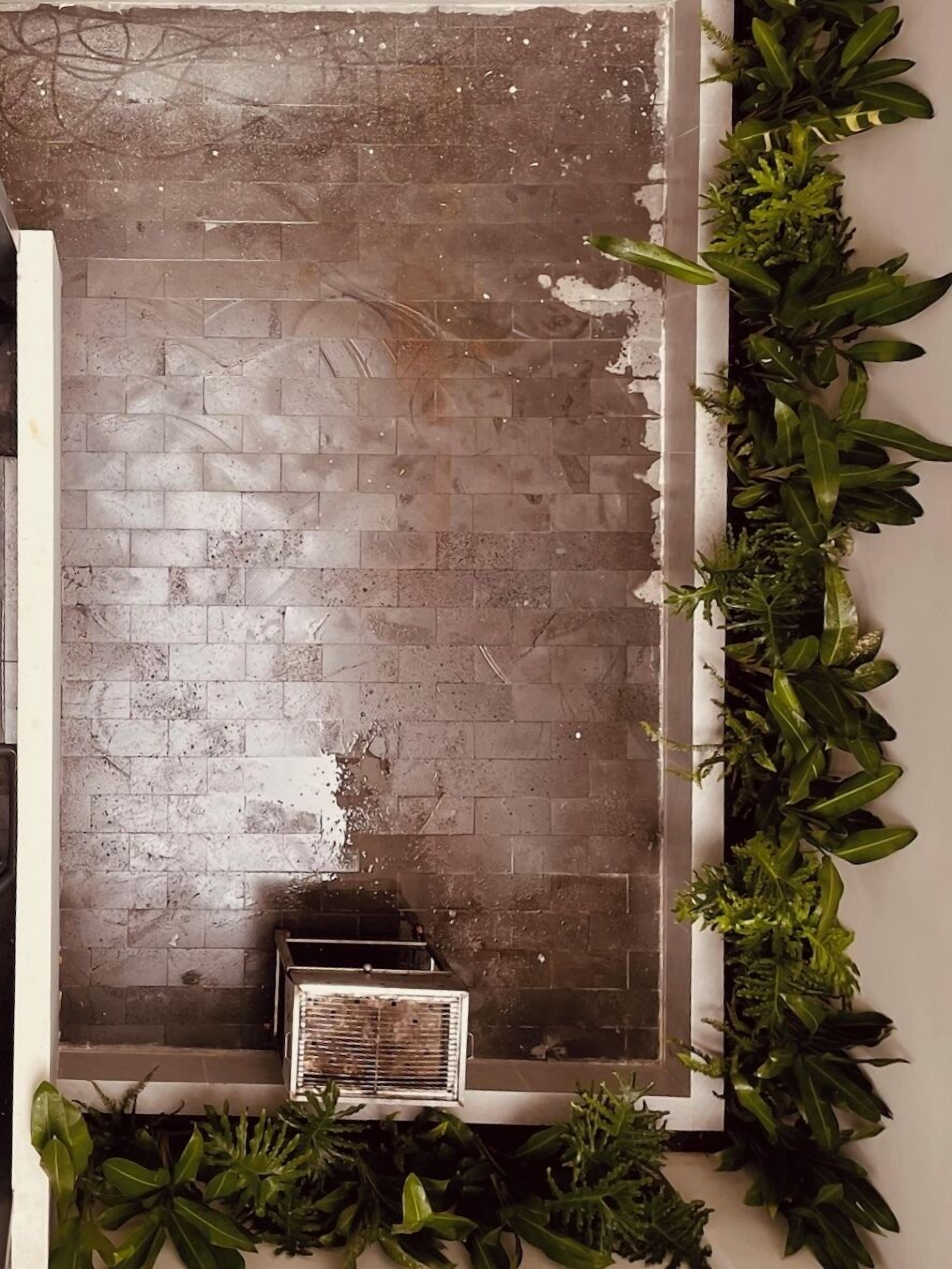 Studio, 1 Queen Bed, Courtyard View | View from room