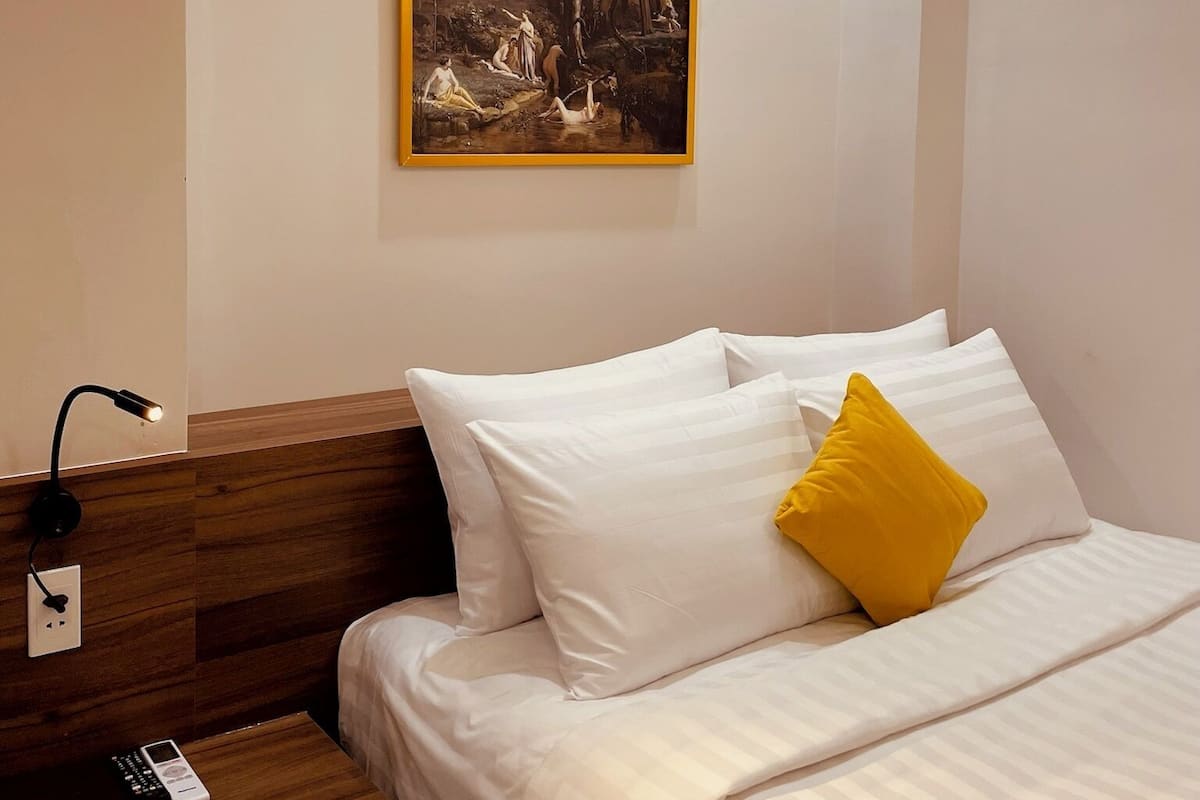 Estudio superior | Minibar, insonorización, tabla de planchar con plancha y wifi gratis