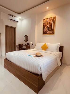 تجهيزات عازلة للصوت ومكواة/لوح كي وواي فاي مجانًا