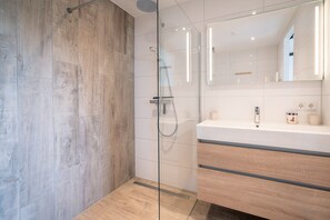 Apartment | Bathroom - 2 Person Apartment With Island View (De Koog)