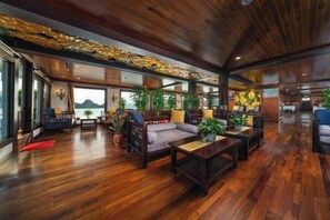 Bar (en la propiedad)