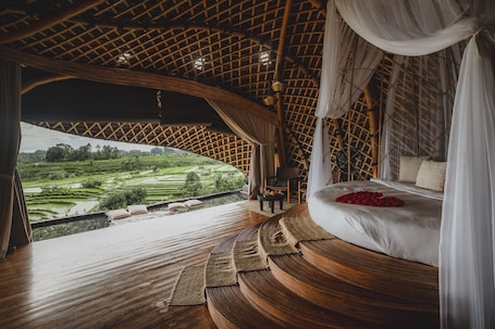 Sábanas de algodón egipcio y ropa de cama de alta calidad . Camaya Bali