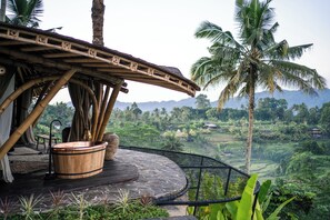 Santai Bamboo house | Terrace/patio