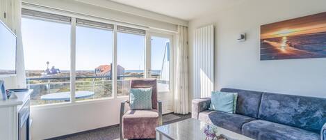 Apartment | Living room