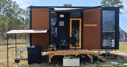 Kalmya Farm Retreat by Tiny Away