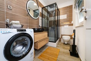 Apartment | Bathroom - MY Dalmatia - Sea View Penthouse Nikita (Sibenik)