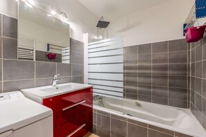 Hair dryer - Belmont 2 : Appartement au centre village, 300 m des pistes (LA CLUSAZ)
