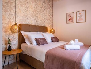 House | 3 bedrooms, iron/ironing board - Elegant Coastal Retreat in Lukoran (Preko)