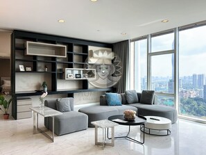 Two Bedroom Grand Premier | Living area