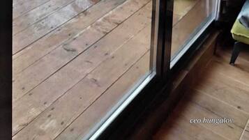 Bangalô luxo, varanda, vista para o vale | Terraço/pátio