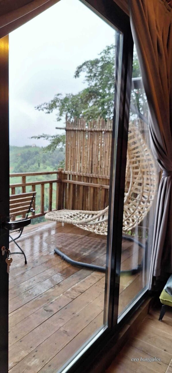 Deluxe Bungalow, Patio, Valley View | Terrace/patio - Ceobungalov (Ardeşen)