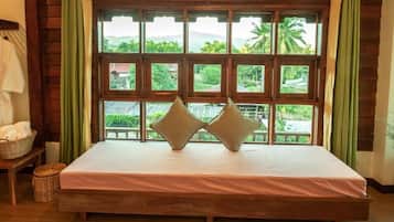 Habitació doble romàntica, vistes a la muntanya | Wifi gratuïta i roba de llit