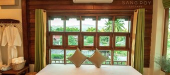 Sang Poy Cottage