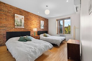 2 bedrooms, iron/ironing board, WiFi, bed sheets - Apartment in the heart of Plateau Mont-Royal (Montréal)