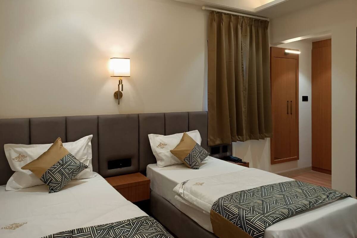 Classic Twin Room, City View