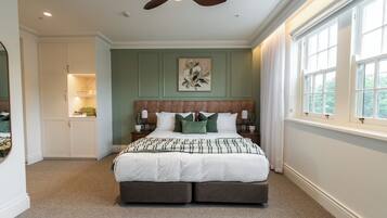 Deluxe Double or Twin Room, Non Smoking, Air conditioning | Premium bedding, iron/ironing board, free WiFi, bed sheets