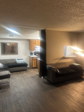 Smart TV - Superb 2-bedroom condo sleeps 6 (Phoenix)