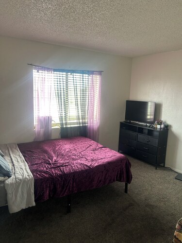 Superb 2-bedroom condo sleeps 4