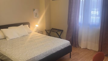 Ferro/asse da stiro, Wi-Fi, lenzuola