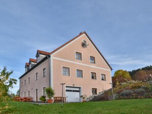 Exterior - Group house with common room and sauna (Schönsee)