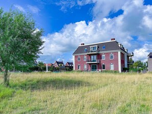Exterior - Flat with 2 bathrooms, sauna, near beach (Colijnsplaat)