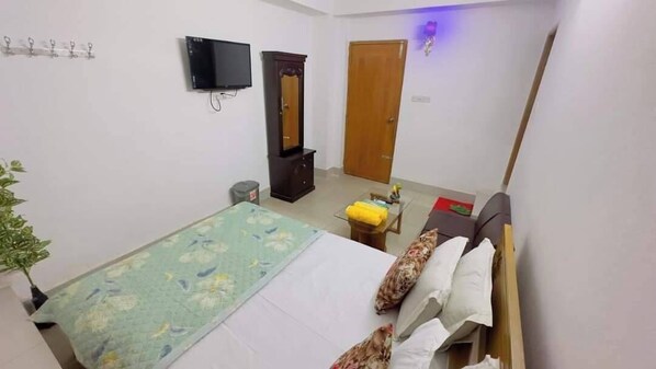 Habitación doble Deluxe, vista a la ciudad | Wifi gratis