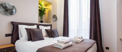 Apartment | 2 bedrooms, laptop workspace, iron/ironing board, bed sheets