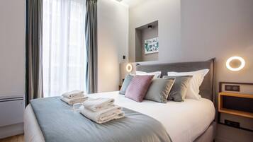 Leilighet | 2 soverom, skrivebord for bærbar PC, strykejern/-brett og sengetøy