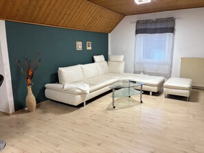 Living area - Vacation apartment Grande/Großzügig. Cozy. Especially. (Ruhmannsfelden)