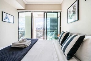 2 slaapkamers, een strijkplank/strijkijzer, gratis wifi, beddengoed