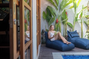 Familienvilla, 2 Schlafzimmer, Balkon, Poolblick | Terrasse/Patio