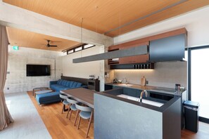 Villa, Pool View | Living area