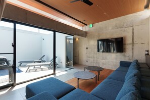 Villa, Pool View | Living area