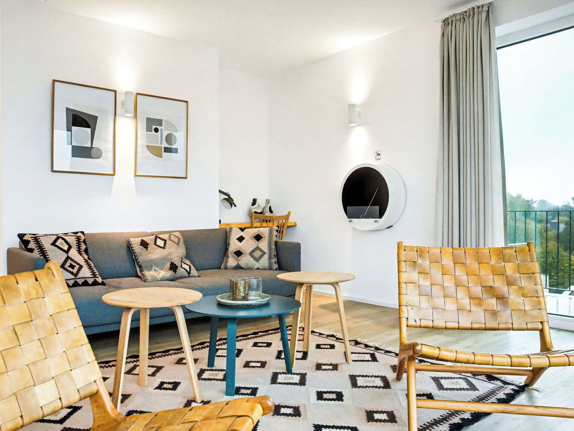 Meubles, Chaise, Table, Sol, Sol, Appartement, Table Cuisine Et Salle A Manger, Dur, Parquet, Table Basse
