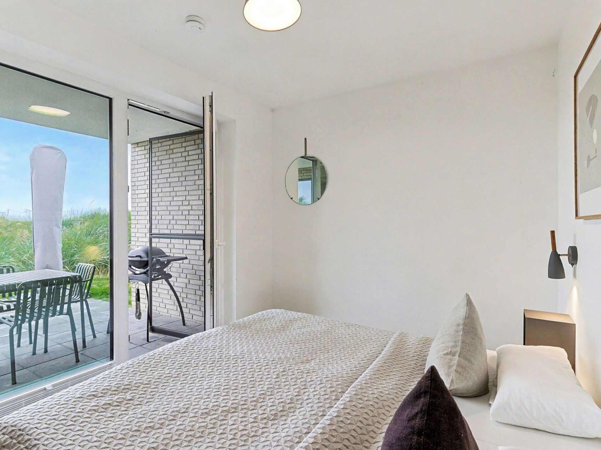 Cuna de viaje y wifi gratis 