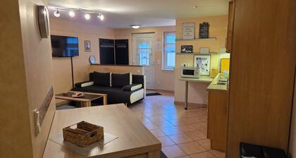 Arrive and feel at home! Welcome to our apartment - small but nice.